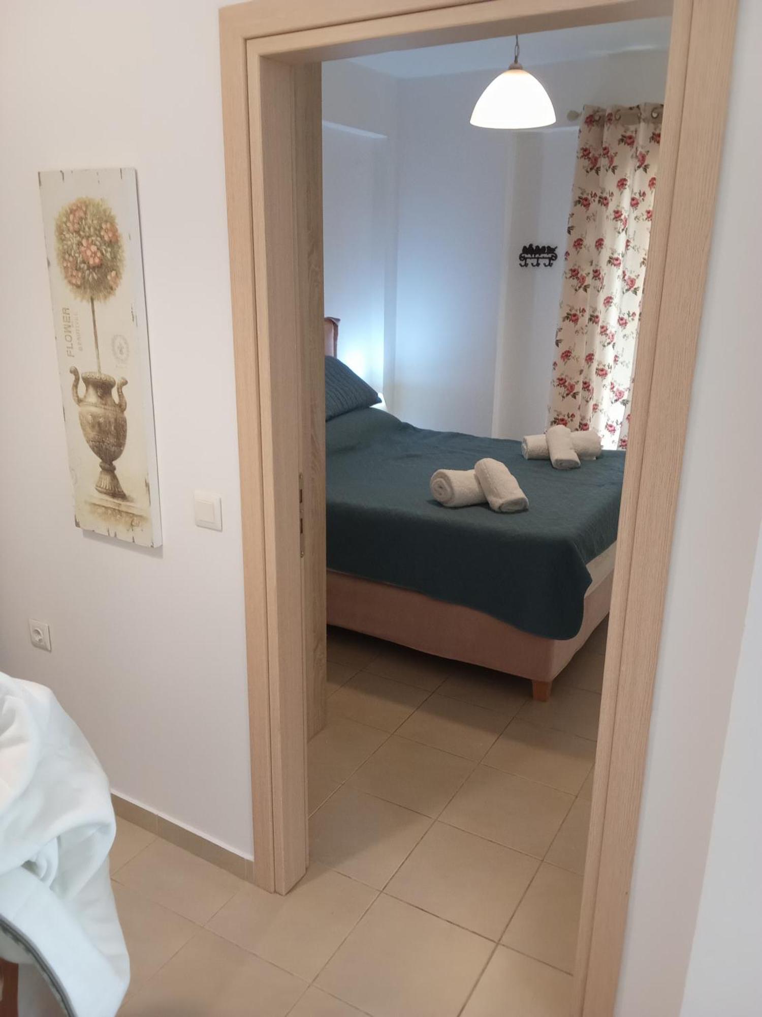 Antonia Apartman Plakiász Szoba fotó