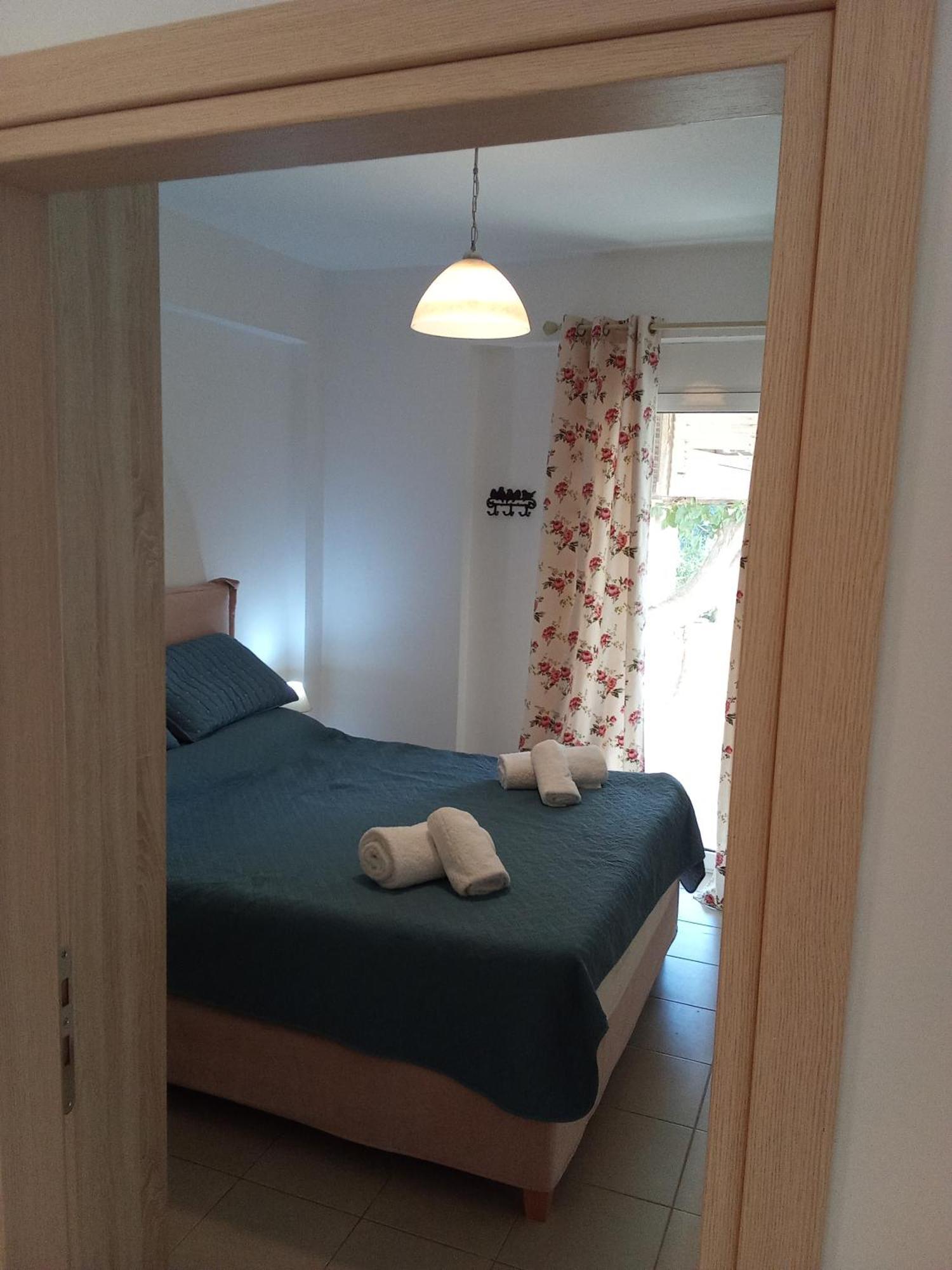 Antonia Apartman Plakiász Szoba fotó